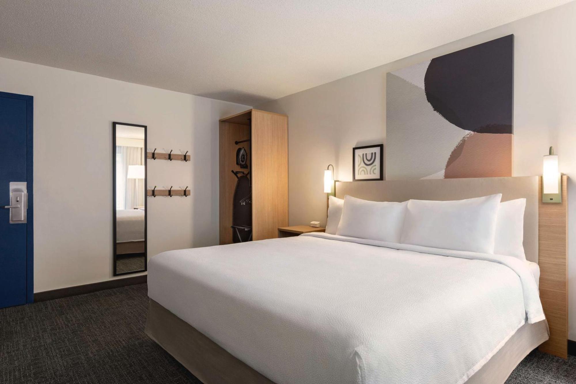 Spark By Hilton Mystic Groton Bagian luar foto