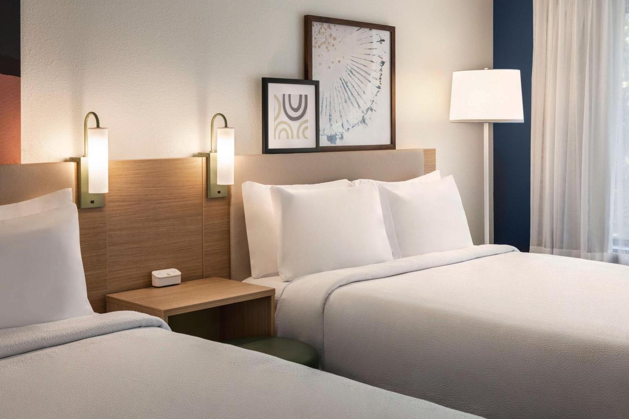 Spark By Hilton Mystic Groton Bagian luar foto