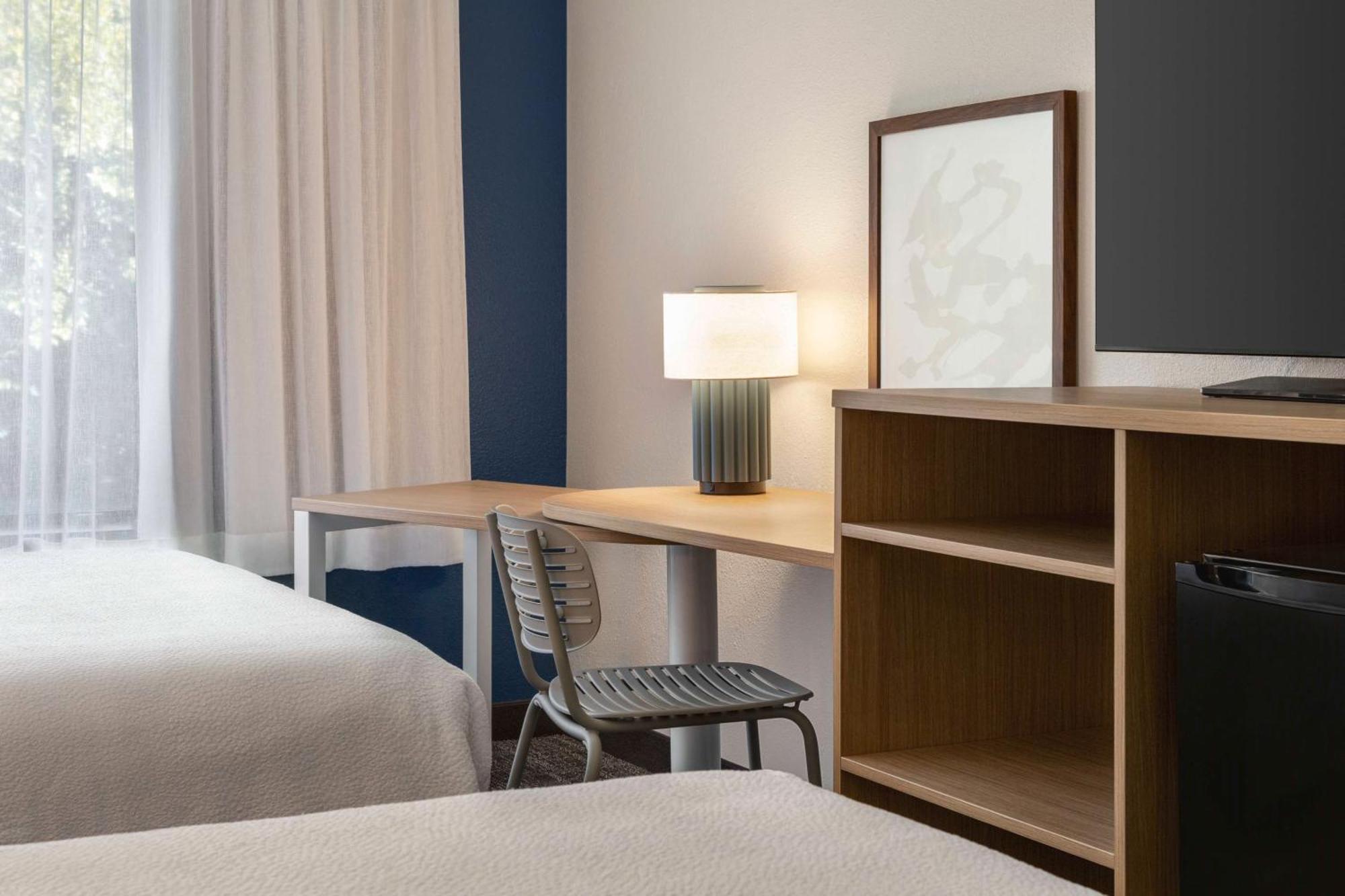 Spark By Hilton Mystic Groton Bagian luar foto