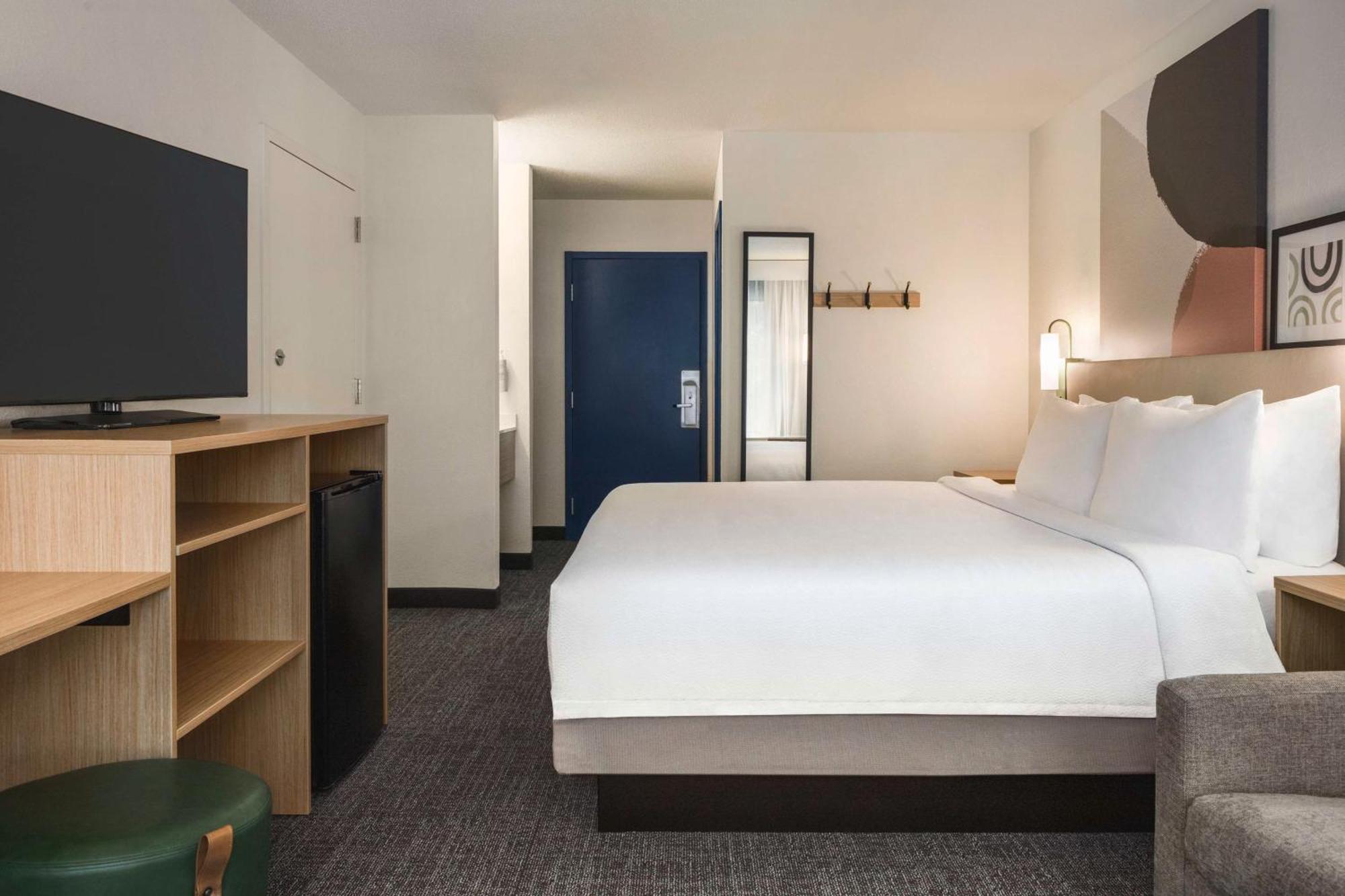 Spark By Hilton Mystic Groton Bagian luar foto